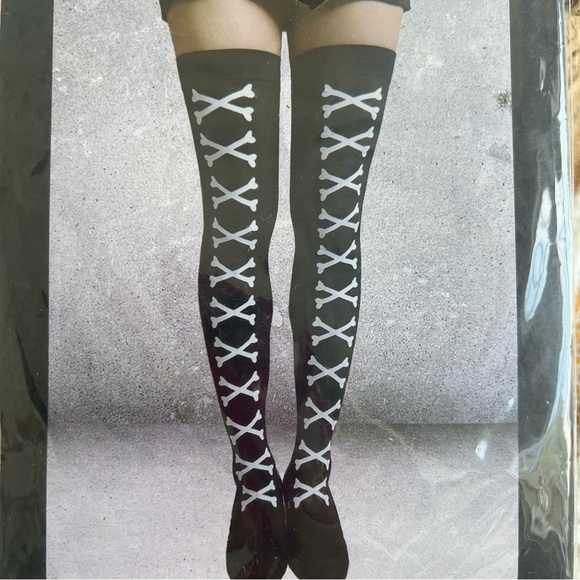 Happy Halloween Knee High Socks 🎃 Black & White Crossbones Adult Costume - Picture 7 of 8